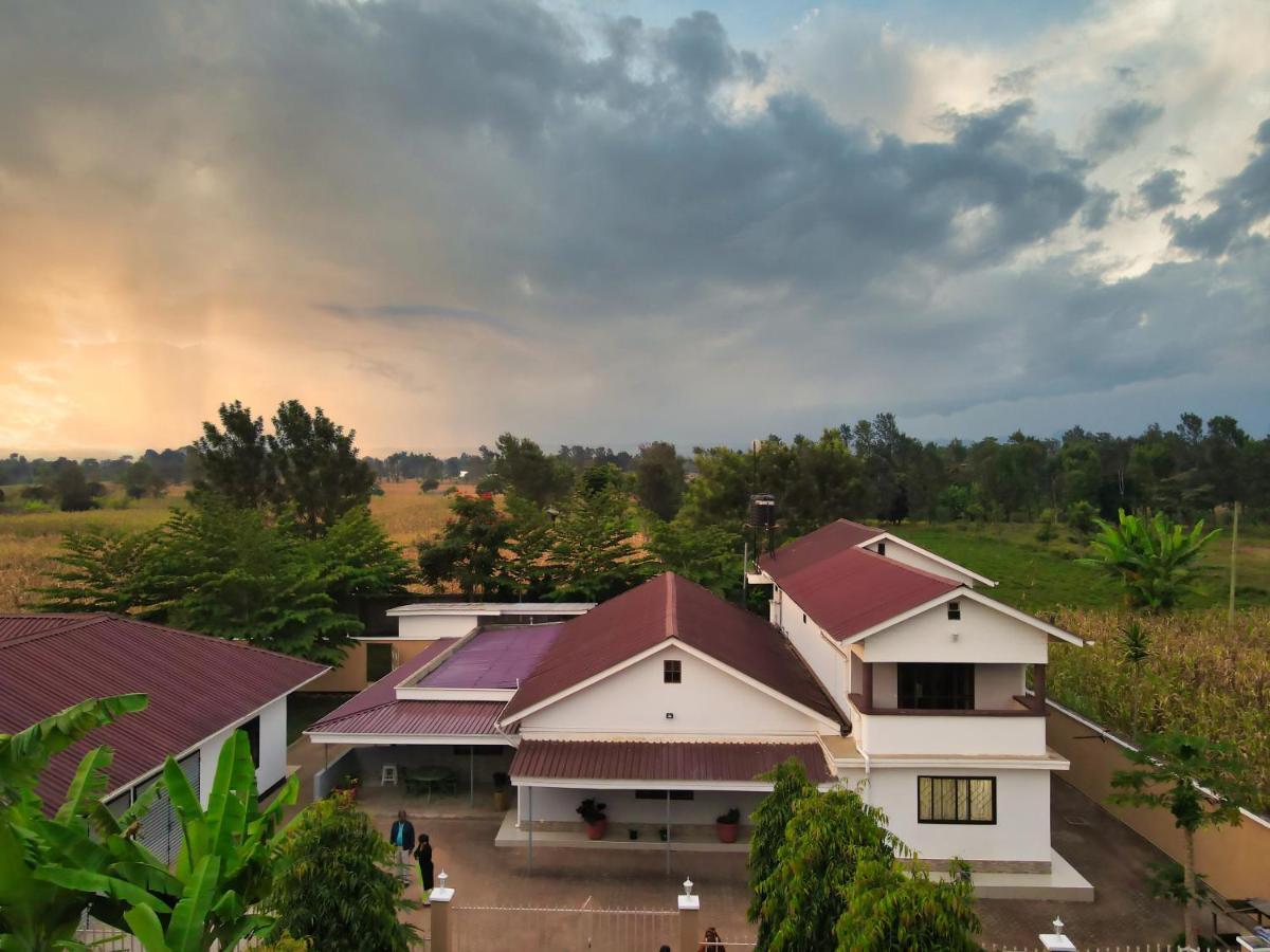 Kilimanjaro Country House Моши Екстериор снимка